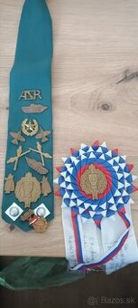 Predám vojenské odznaky