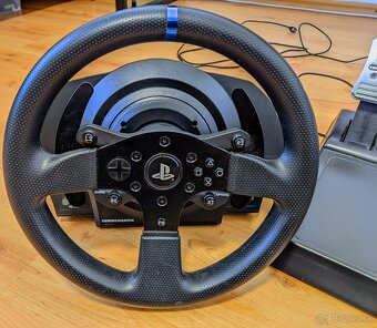 volant Thrustmaster T300 (PS5, PC)