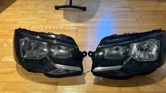 VW Transporter T6 – PÁR predných svetiel (L+R), originál Val