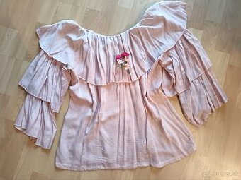 Blúzka s volanmi