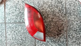 Zadné pravé svetlo na Ford ka / Ford