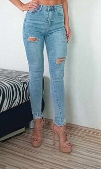 Nové dámske svetlé rifle s vysokým pásom - veľkosť 25 / XS