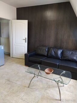 Sereď prenájom 2-izbový byt.