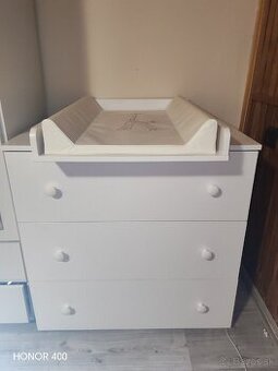 Prebaľovacia komoda