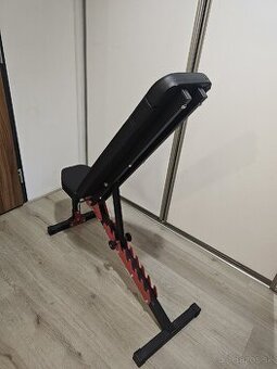 Nastaviteľná lavička na posilňovanie