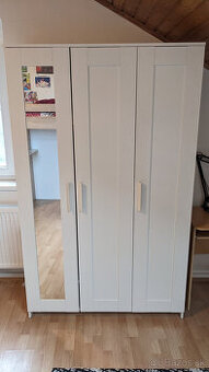 Skriňa trojdverová so zrkadlom IKEA BRIMNES