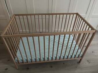 Detska postielka Ikea s matracom