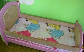 detská postel z masívu - pre dievča