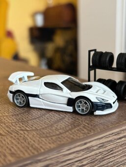 Hot Wheels/Matchbox autíčka s custom gumenými kolieskami