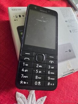 Nokia 230 volná čierna v dobrom stave