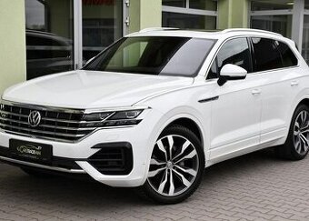 Volkswagen Touareg 3.0TDi R-LINE PANO TAŽNÉ AIR 210 kw