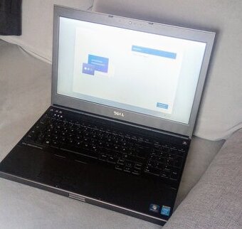 Notebook Dell s grafickou kartou, 16GB RAM, Core i7