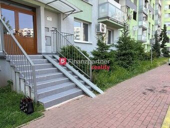 Ponúkame 2-izbový byt na predaj v skvelej lokalite mesta Hlo