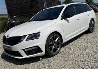 Škoda Octavia 2,0 TDI RS DSG NAVI 135kW nafta automat 135 kw