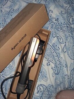 Predavam original Dyson airstrait