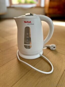 Rýchlovarná konvica Tefal
