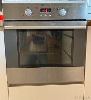 Vstavaná elektrická rúra Electrolux