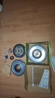 Predám Nový kompletný spojkový kit