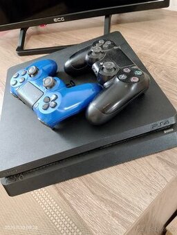 Predám PS4 slim