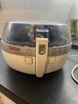 Teplovzdušná fritéza Tefal