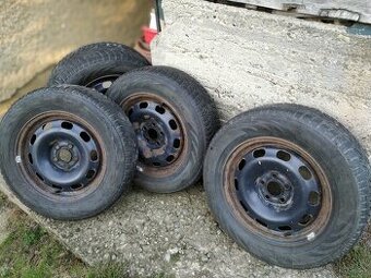 Zimná sada Nokian 195/65 R15 na diskoch VW 5x100