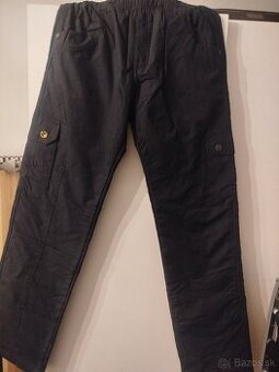 Predám nové tmavomodré chlapčenské nohavice č.158 len za 9 e
