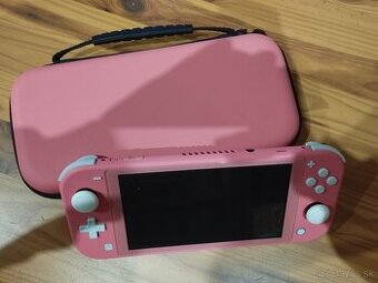 Nintendo Switch Lite Coral + príslušenstvo