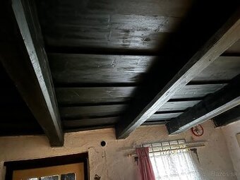 Pôvodný tramový strop