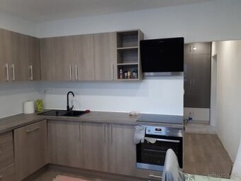 REZERVOVANÝ-Predam 2 izbovy byt, Kalinovska ulica, Košice