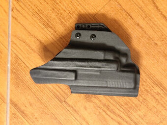 Vnútorné kydex púzdro na CZ Shadow 2 so svetlom Olight