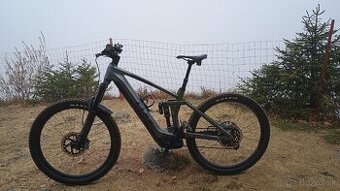 Predám elektrobike Cube Stereo Hybrid 160 HPC TM 750