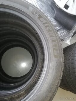 Michelin Pilot Alpin 5 255/45 R18