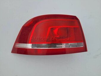 VW PASSAT B7 LAVE SVETLO COMBI