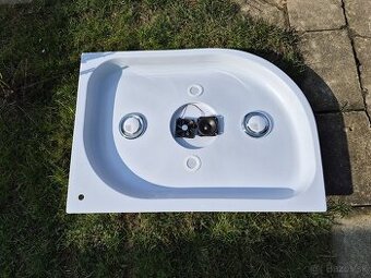 Striekanie sprchoveho kuta