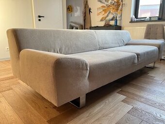 Moderná trojsedačka