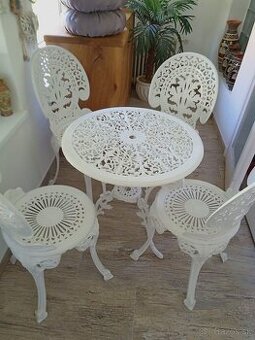 stol zahradny  liatinovy okruhly