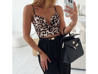 Leo top