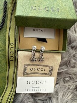 Krásne nausnicky nové Gucci
