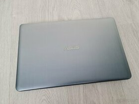 ASUS VivoBook X540L 15,6" FullHD i3 slim silver 150 €