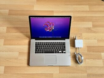 MacBook Pro 15" i7-2,3GHz/8GB/256GB, NOVÁ BATÉRIA, TOP STAV