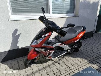 Skúter 125