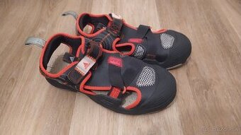 Trekové sandále Adidas veľ. 38
