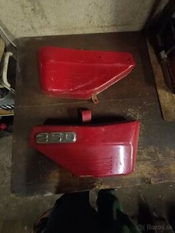 Bočné dekle JAWA 350/634