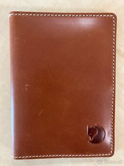 Fjallraven puzdro na doklady