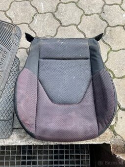 Predám spodnú časť sedačky do Seat Altea