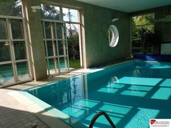 Predaj luxusná 5 izbová Vila,440 m2,pozemok 1061m2,garáž,baz