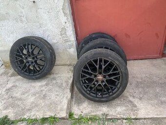 Elektróny s letnými pneu