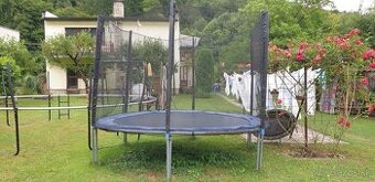 Trampolína "za odvoz"