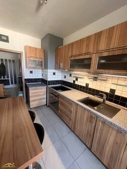 Predaj : 3 izbového bytu v meste Čadca ( 330-B)