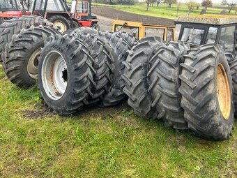 Predám kolesá R34 a R38 na Zetor crystal forterra